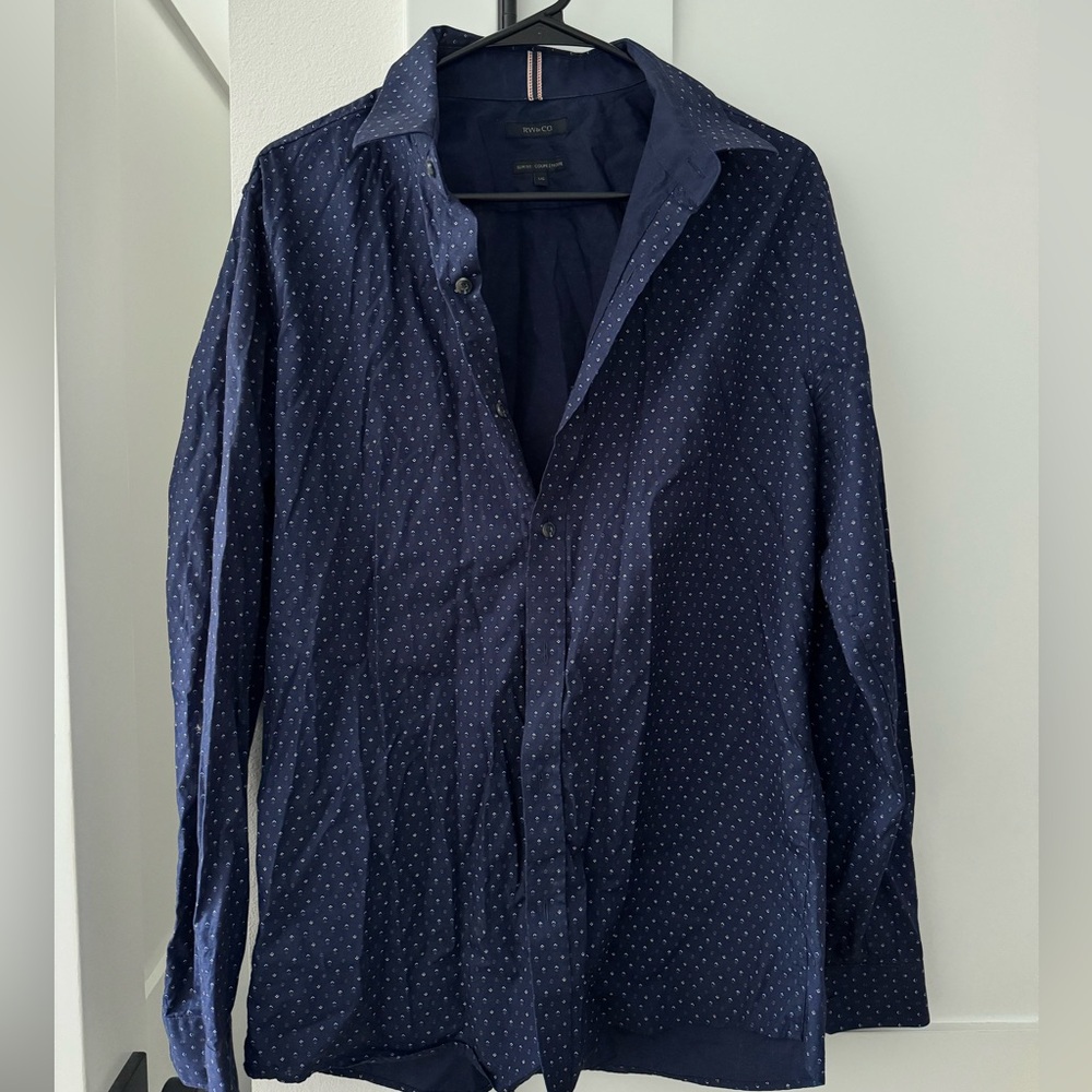 RW&Co Men’s dress shirt